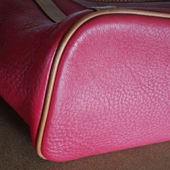 Dooney and Bourke Vintage XL Leather Tote, EUC - Picture 7 of 16